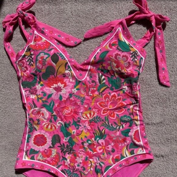 NWT Beach Riot - Floral Tie Shoulder - Akira One Piece - Passion Floral - Picture 2 of 5